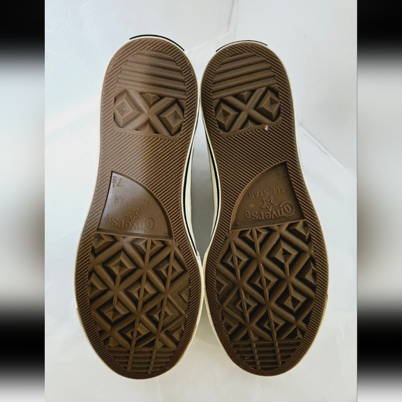 Converse Chuck Taylor All Star High Gore-Tex Print Sz 7.5 M/9.5 W Unisex Sneaker - Picture 9 of 10